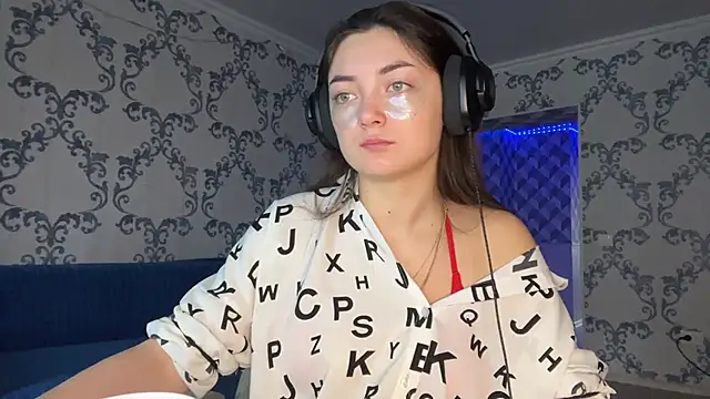 TwotyBright online show from January 17, 6:07 am