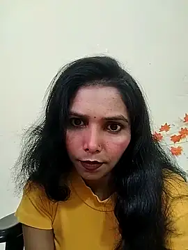 Snapshot of Brown__girl chatting on November 3, 5:42 am Brown  girl online show from November 3, 5:42 am