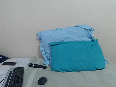 SexyLipss  online show from March 21, 6:51 am