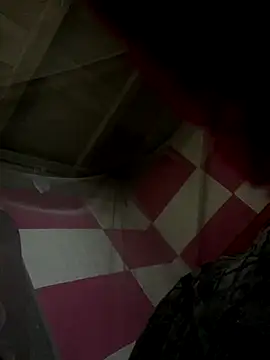 Li ve online show from December 18, 9:43 pm