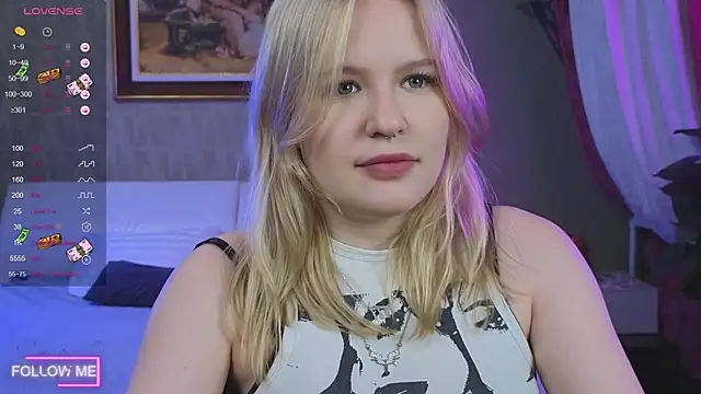 Mila wxw online show from November 21, 11:20 am