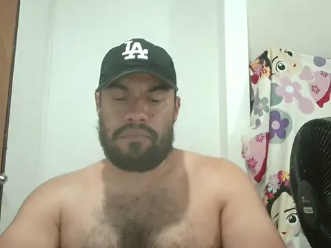 Snapshot of Ramses_36 chatting on February 16, 1:13 am Ramses 36 online show from February 16, 1:13 am