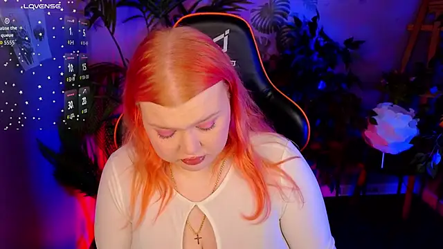 Snapshot of AriettaHeart chatting on November 18, 9:30 pm AriettaHeart online show from November 18, 9:30 pm