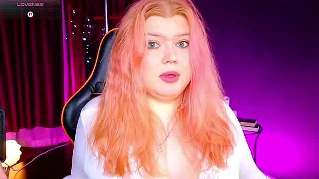 Snapshot of AriettaHeart chatting on November 25, 10:48 am AriettaHeart online show from November 25, 10:48 am