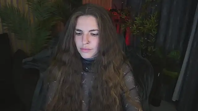 Snapshot of DanielaReign chatting on November 13, 6:40 pm DanielaReign online show from November 13, 6:40 pm