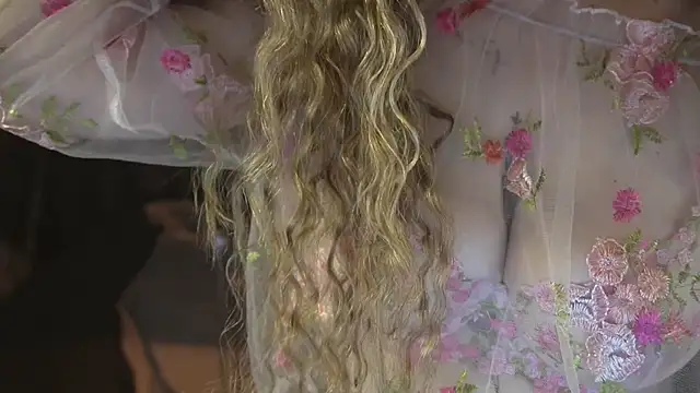 Snapshot of DanielaReign chatting on February 27, 6:57 am DanielaReign online show from February 27, 6:57 am