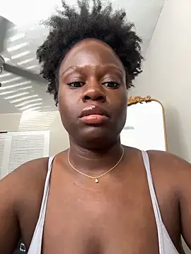 Snapshot of ladiosa_selene chatting on April 8, 8:20 pm ladiosa selene online show from April 8, 8:20 pm