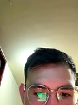 Snapshot of Axelcherry chatting on November 5, 3:28 am Axelcherry online show from November 5, 3:28 am