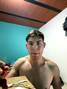 Snapshot of AlexanderBianchi2 chatting on November 8, 1:00 pm AlexanderBianchi2 online show from November 8, 1:00 pm