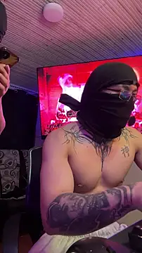 Snapshot of kenshintr chatting on December 18, 8:20 am kenshintr online show from December 18, 8:20 am