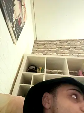 jiggy823 online show from December 3, 5:26 am