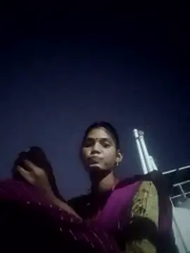 Snapshot of Jooli_cuty chatting on December 4, 12:58 pm Jooli cuty online show from December 4, 12:58 pm