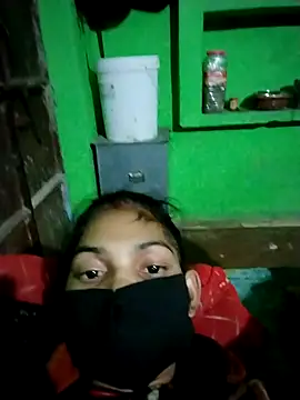 Snapshot of Jooli_cuty chatting on January 13, 4:56 pm Jooli cuty online show from January 13, 4:56 pm