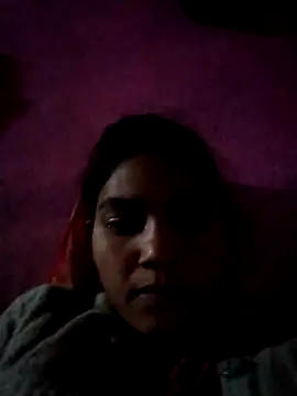 Snapshot of Jooli_cuty chatting on January 19, 2:43 pm Jooli cuty online show from January 19, 2:43 pm