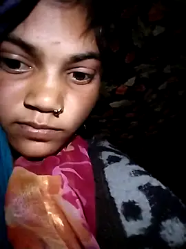 Snapshot of Jooli_cuty chatting on February 15, 12:51 am Jooli cuty online show from February 15, 12:51 am