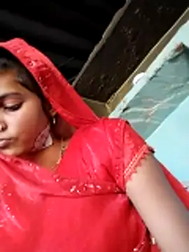 Snapshot of Jooli_cuty chatting on February 16, 5:25 am Jooli cuty online show from February 16, 5:25 am