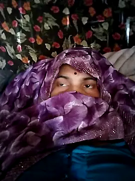 Snapshot of Jooli_cuty chatting on February 28, 9:43 am Jooli cuty online show from February 28, 9:43 am