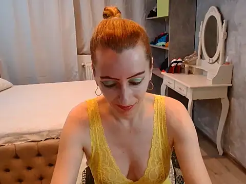 Snapshot of AnneDevrim chatting on November 22, 6:56 am AnneDevrim online show from November 22, 6:56 am