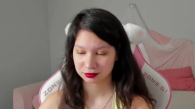 SaraDenars online show from November 24, 6:24 am