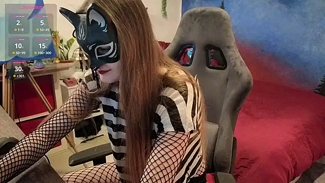 ScarletKitsunyaa online show from March 17, 2:09 pm