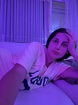 jojoa23 online show from April 17, 2:31 pm