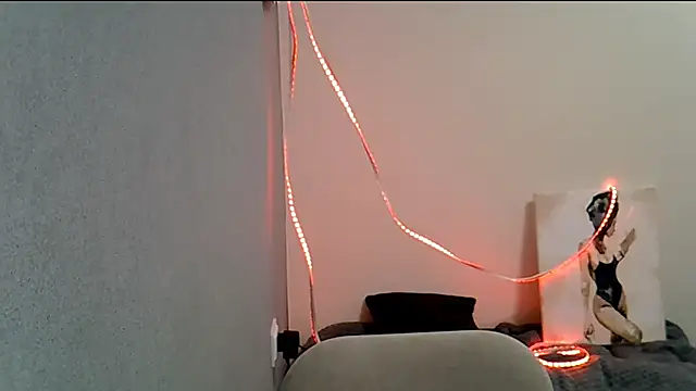 KiraHoney online show from February 10, 8:13 pm