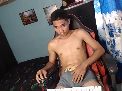 mrsexyteens online show from January 12, 7:35 am