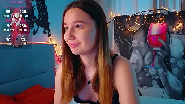 Snapshot of LauriePerez chatting on February 2, 8:35 am LauriePerez online show from February 2, 8:35 am