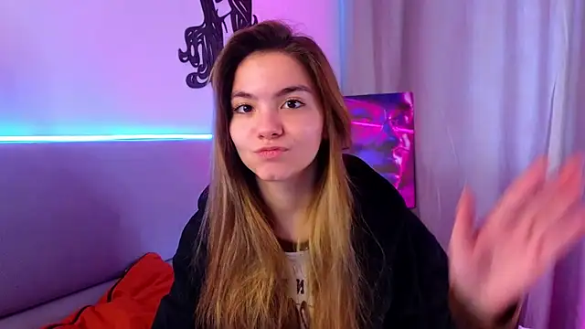 Snapshot of MargieDavidson chatting on February 26, 8:35 am MargieDavidson online show from February 26, 8:35 am