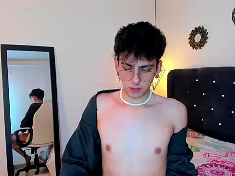 Snapshot of DeimondX chatting on November 7, 1:33 pm DeimondX online show from November 7, 1:33 pm