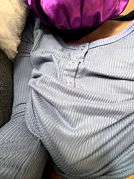 Clitorusbaby online show from November 12, 7:20 am