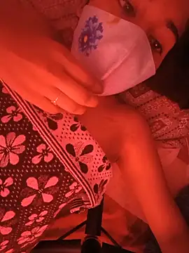 Snapshot of Tamil_White_Rose chatting on June 5, 9:26 am Tamil White Rose online show from June 5, 9:26 am