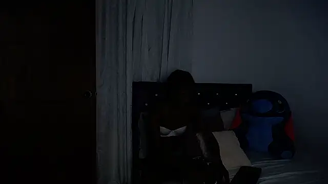 BryanaSmiths online show from November 12, 12:33 am