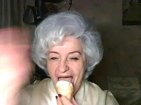 ValeriaKroww online show from November 9, 7:45 pm