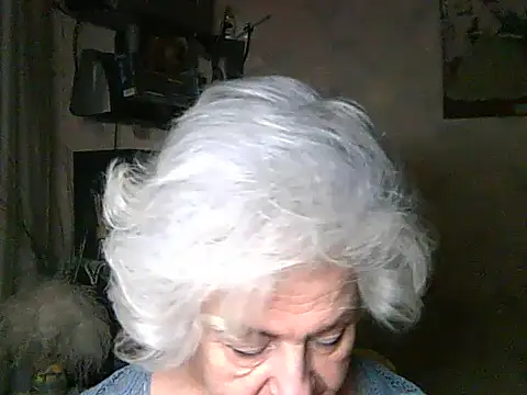 Snapshot of ValeriaKroww chatting on December 13, 8:14 pm ValeriaKroww online show from December 13, 8:14 pm