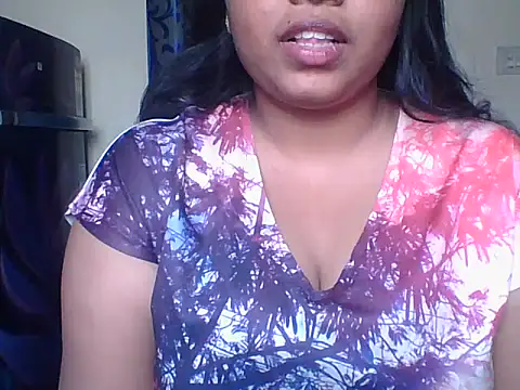 Snapshot of Mathi_cam chatting on January 10, 5:20 am Mathi cam online show from January 10, 5:20 am