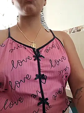 lapicarona18 online show from November 30, 2:43 pm