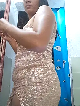 lapicarona18 online show from December 5, 5:05 am