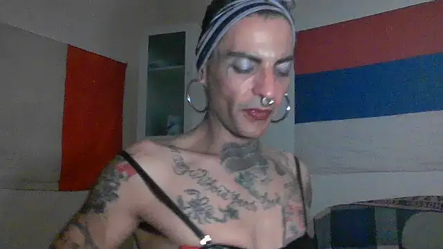 00Travsharongomez online show from November 27, 11:51 pm