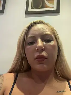Snapshot of melisboa chatting on July 23, 8:29 pm melisboa online show from July 23, 8:29 pm