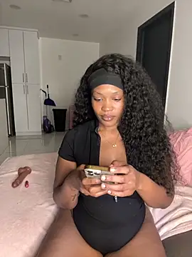 PrincessDreamm online show from December 4, 11:13 pm