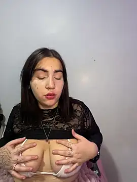 lele inocente online show from May 27, 3:14 am