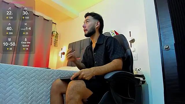 Snapshot of noah_corvelle chatting on December 14, 1:05 pm noah corvelle online show from December 14, 1:05 pm