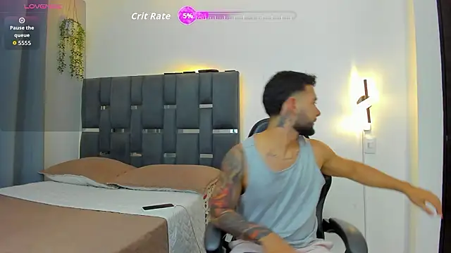 Snapshot of noah_corvelle chatting on February 1, 2:10 am noah corvelle online show from February 1, 2:10 am