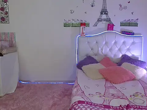 veronicamist95 online show from December 19, 2:29 am