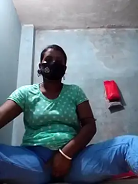 Hot8g online show from November 17, 3:40 pm