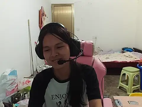 RebelAura online show from November 10, 11:42 am