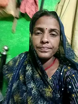 Hotgirl AD online show from November 9, 4:00 am