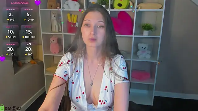 Ella Burns online show from June 2, 4:20 pm
