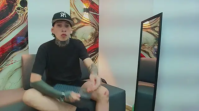 DANTE ARMSTRONG online show from November 21, 11:36 pm